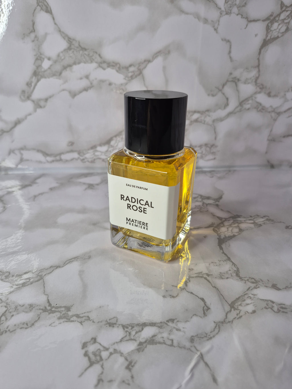 Matière Première Radical Rose — Décant